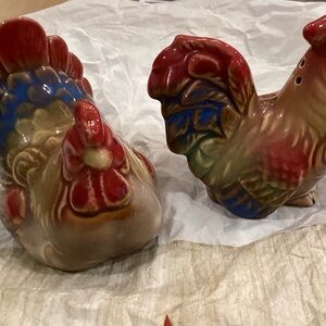 Colorful Chicken Salt & Pepper Figurine Set